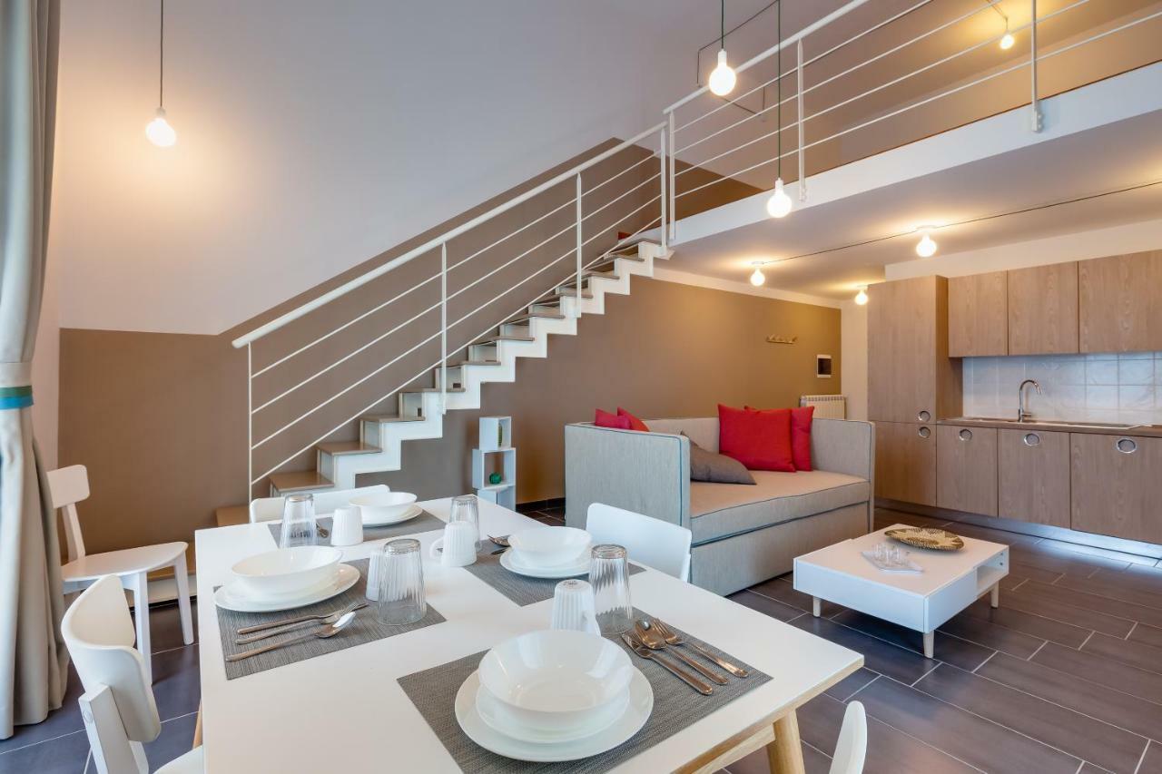 Melograno Undici Aparthotel Ерколано Екстериор снимка