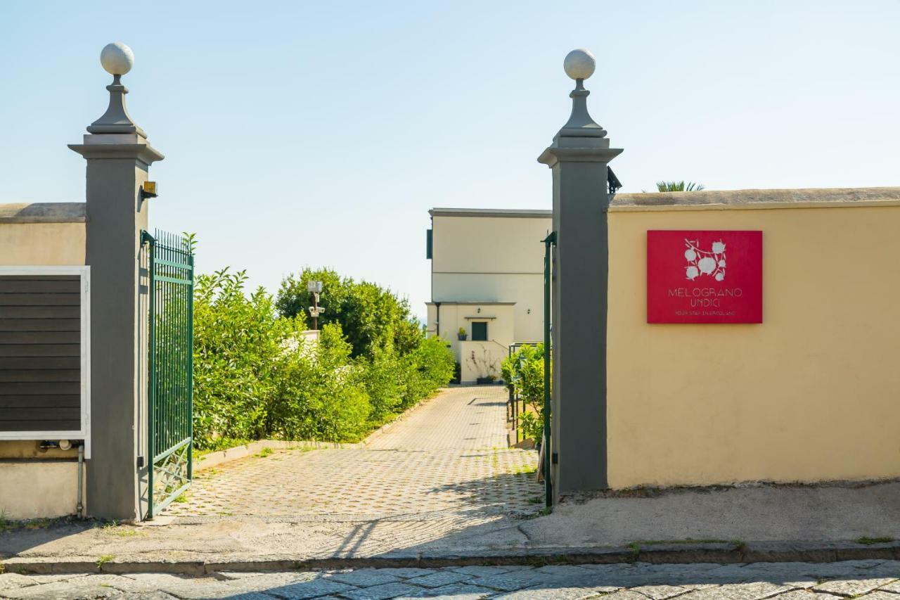 Melograno Undici Aparthotel Ерколано Екстериор снимка
